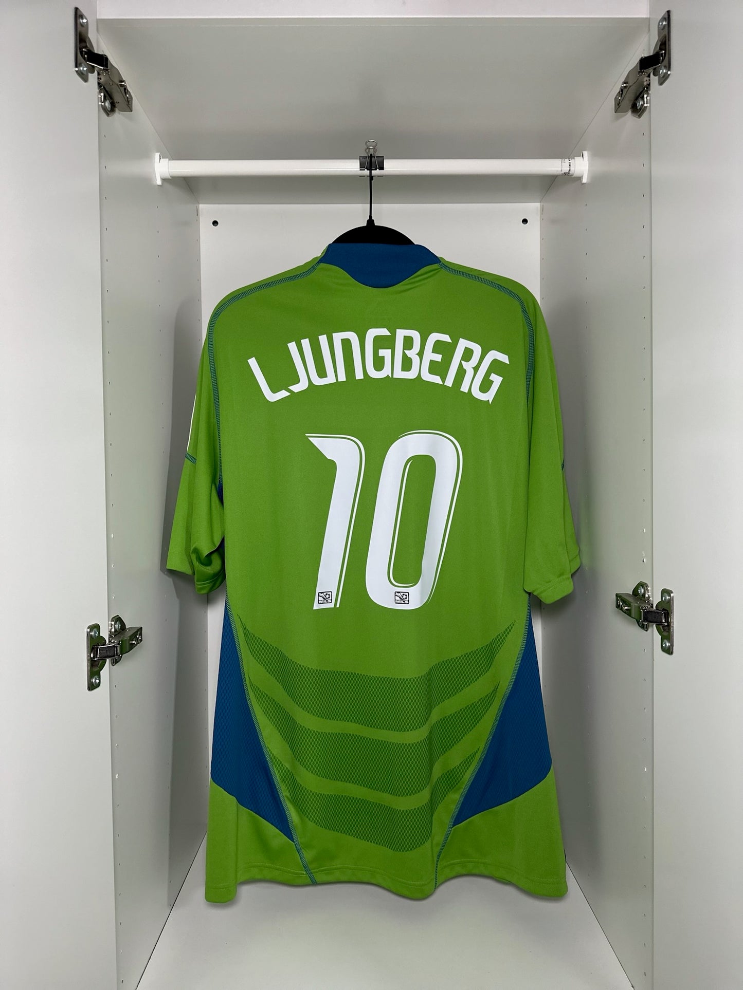 Seattle Sounders Ljungberg #10 - adidas - 2009/2010 - HOME Kit