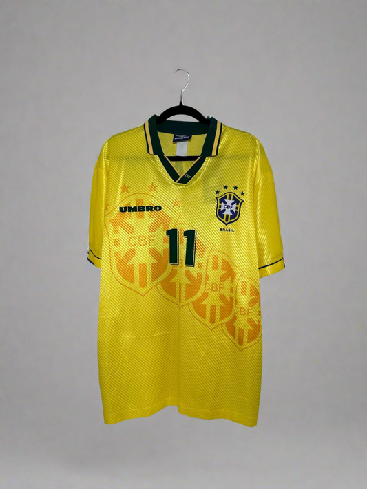 Brazil Romario #11 - Umbro - 1995/1996 - HOME Kit