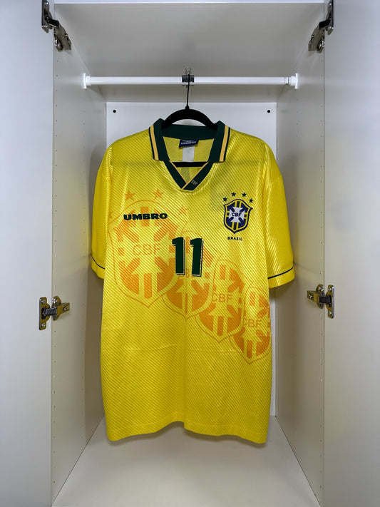 Brazil Romario #11 - Umbro - 1995/1996 - HOME Kit