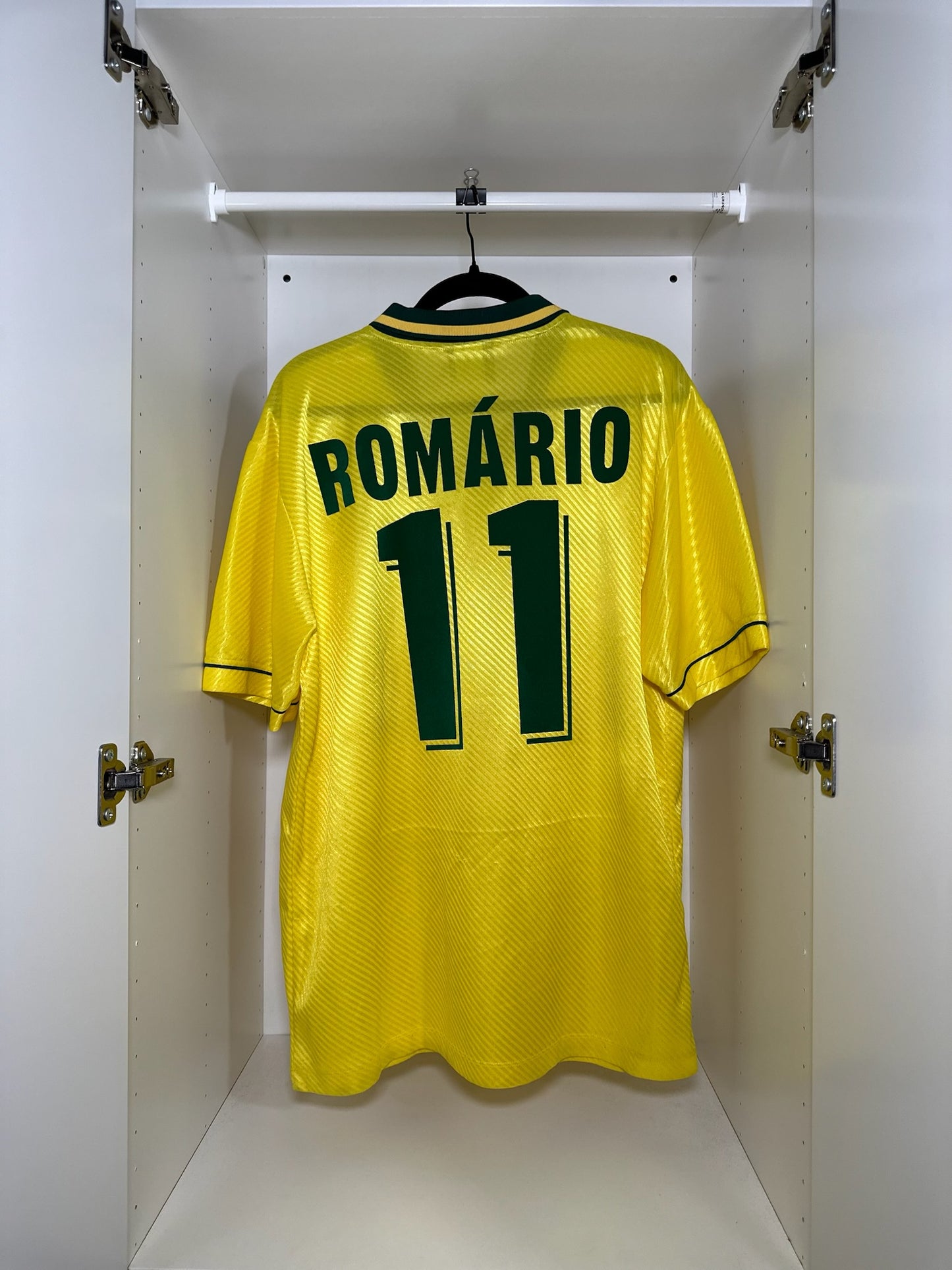 Brazil Romario #11 - Umbro - 1995/1996 - HOME Kit