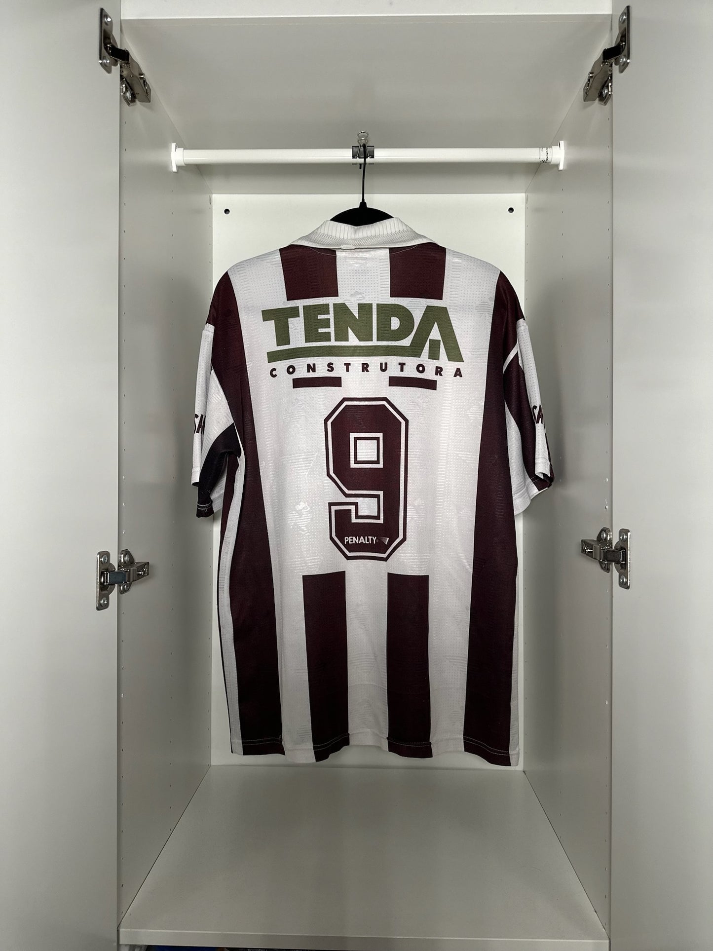 Atletico Mineiro #9 - Penalty - 1997/1998 - HOME Kit