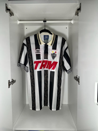 Atletico Mineiro #10 - Umbro - 1996/1997 - HOME Kit