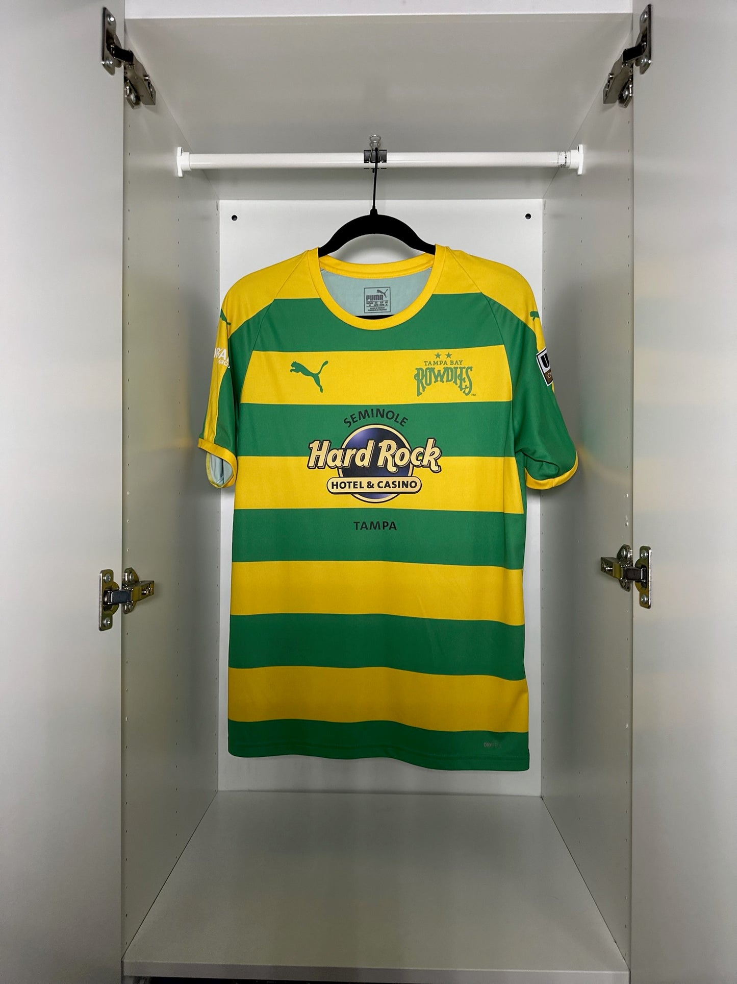 Tampa Bay Rowdies Castellanos #24 - Puma - 2022/2023 - HOME Kit