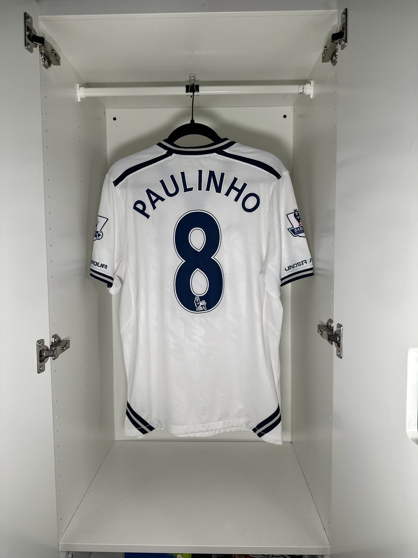 Tottenham Hotspur Paulinho #8 - Under Armour - 2013/2014 - HOME Kit